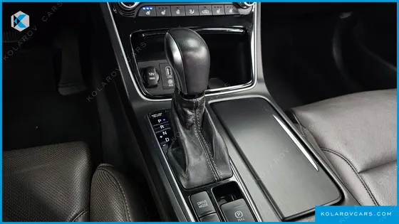 HYUNDAI GRANDEUR 2.2 DIESEL PREMIUM