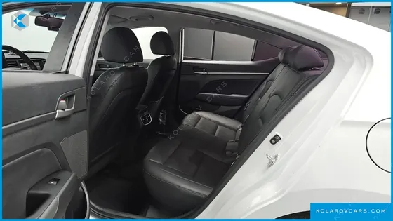 HYUNDAI ELANTRA (AVANTE) 1.6 GDI SMART