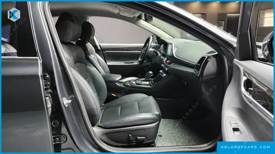 HYUNDAI GRANDEUR 2.2 DIESEL PREMIUM