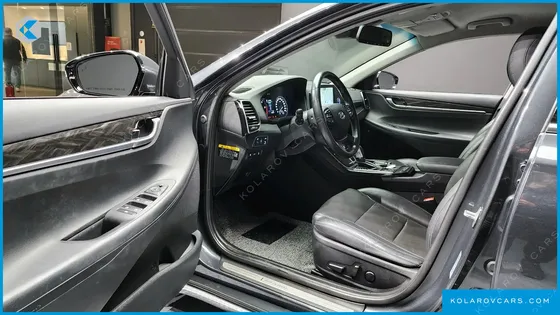 HYUNDAI GRANDEUR 2.2 DIESEL PREMIUM