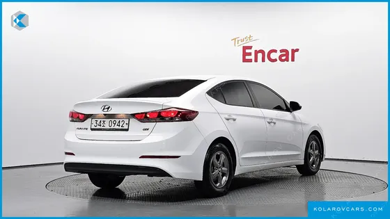 HYUNDAI ELANTRA (AVANTE) 1.6 GDI SMART