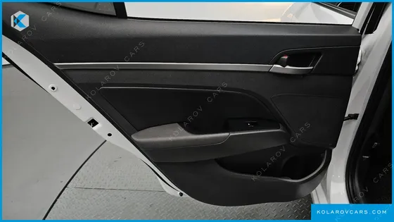HYUNDAI ELANTRA (AVANTE) 1.6 GDI SMART