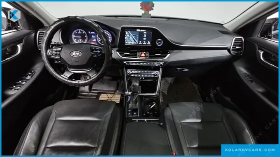 HYUNDAI GRANDEUR 2.2 DIESEL PREMIUM