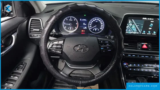 HYUNDAI GRANDEUR 2.2 DIESEL PREMIUM
