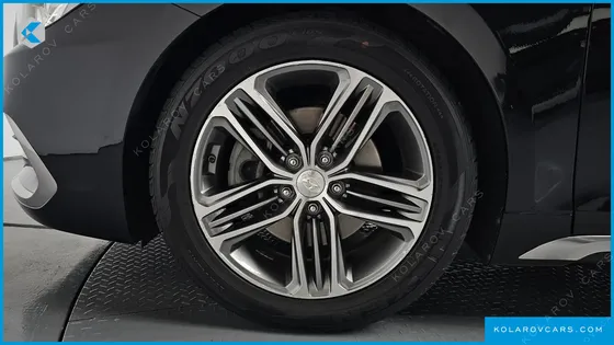 HYUNDAI GRANDEUR 2.2 DIESEL PREMIUM