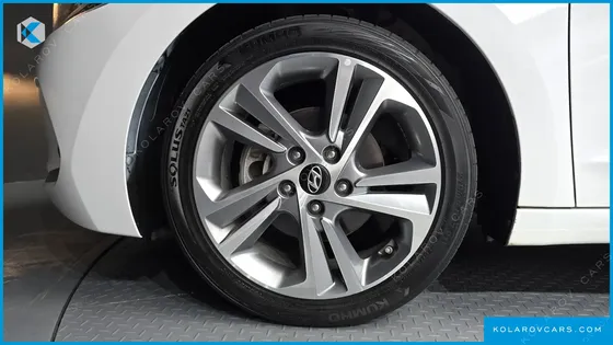HYUNDAI ELANTRA (AVANTE) 1.6 GDI VALUE PLUS