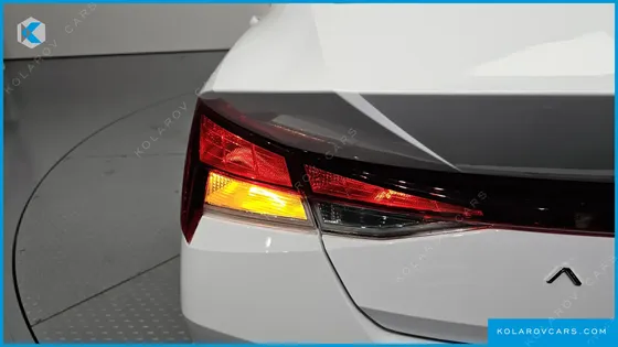 HYUNDAI ELANTRA (AVANTE) 1.6 LPI (RENTAL CAR)