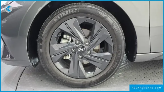 HYUNDAI ELANTRA (AVANTE) 1.6