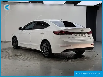 HYUNDAI ELANTRA (AVANTE) 1.6 E-VGT SMART