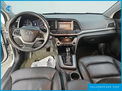HYUNDAI ELANTRA (AVANTE) 1.6 E-VGT SMART