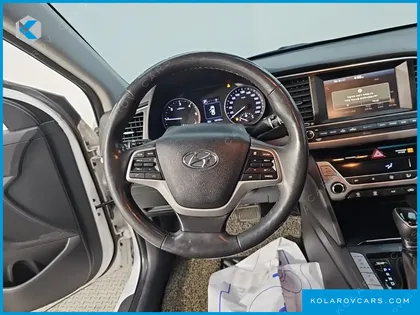 HYUNDAI ELANTRA (AVANTE) 1.6 E-VGT SMART