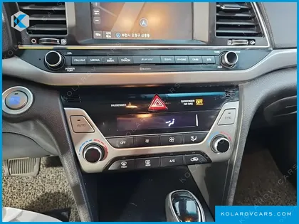 HYUNDAI ELANTRA (AVANTE) 1.6 E-VGT SMART