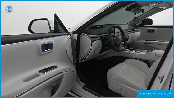 HYUNDAI GRANDEUR 2.5 GASOLINE  2WD