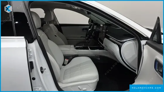 HYUNDAI GRANDEUR 2.5 GASOLINE  2WD