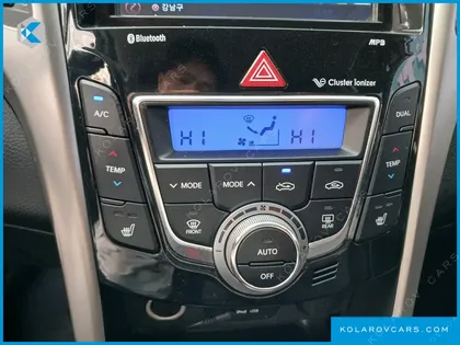 HYUNDAI I30 2.0 YOUNIQUE
