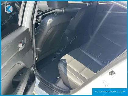HYUNDAI ELANTRA (AVANTE) 1.6 GDI VALUE PLUS