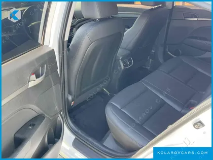 HYUNDAI ELANTRA (AVANTE) 1.6 GDI MODERN