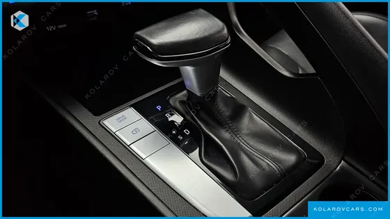 HYUNDAI ELANTRA (AVANTE) 1.6