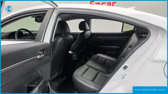 HYUNDAI ELANTRA (AVANTE) 1.6 GDI VALUE PLUS