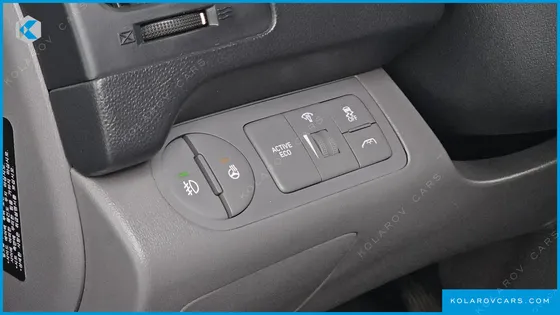 HYUNDAI STAREX WAGON 12-SEATER