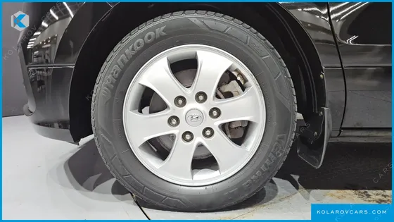 HYUNDAI STAREX WAGON 12-SEATER