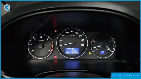HYUNDAI STAREX WAGON 12-SEATER