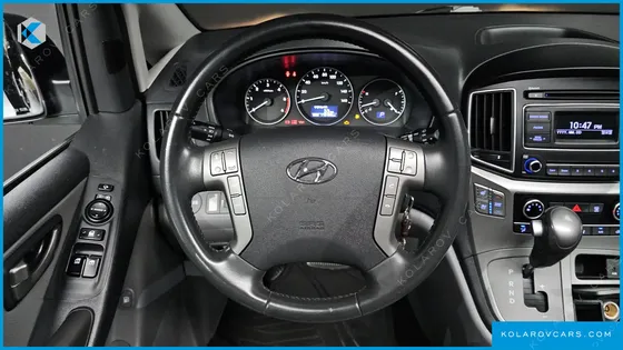 HYUNDAI STAREX WAGON 12-SEATER