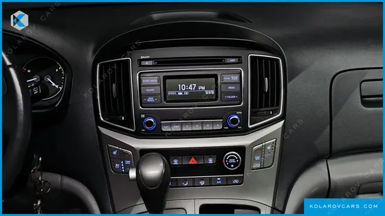 HYUNDAI STAREX WAGON 12-SEATER