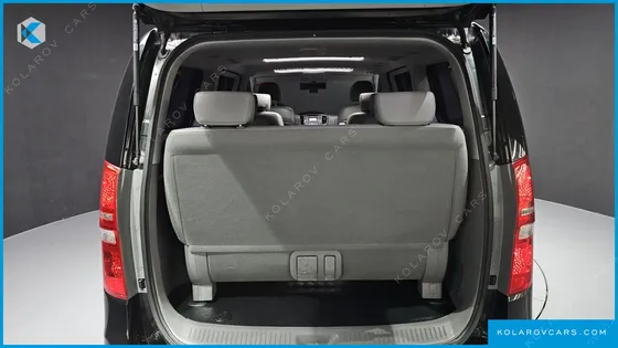 HYUNDAI STAREX WAGON 12-SEATER
