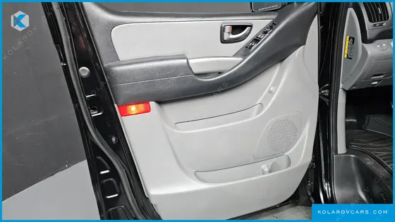 HYUNDAI STAREX WAGON 12-SEATER