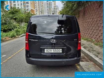 HYUNDAI STAREX VAN 3-SEATER