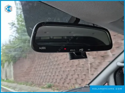 HYUNDAI STAREX VAN 3-SEATER