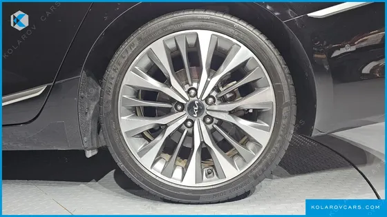 KIA K8 2.5 GASOLINE 2WD