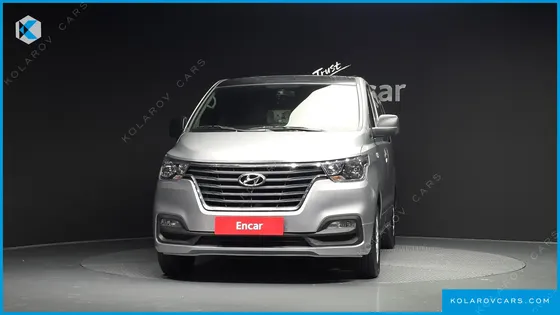HYUNDAI STAREX VAN 3-SEATER