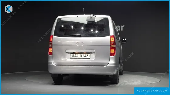 HYUNDAI STAREX VAN 3-SEATER