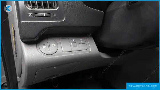 HYUNDAI STAREX VAN 3-SEATER