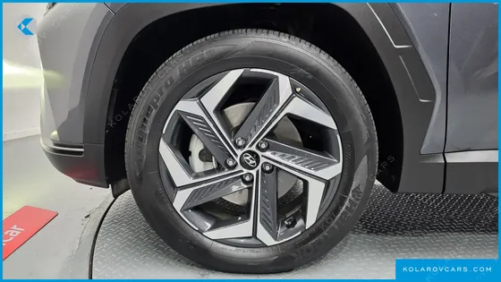 HYUNDAI TUCSON GASOLINE 1.6 TURBO 2WD