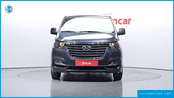 HYUNDAI STAREX VAN 5-SEATER