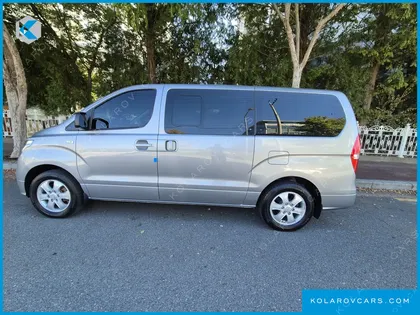 HYUNDAI STAREX 4WD WAGON 12-SEATER
