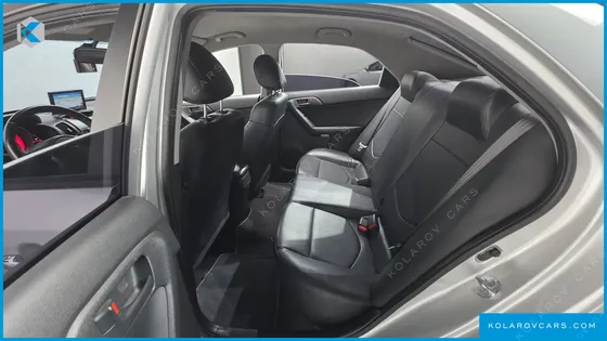 KIA FORTE 1.6 GDI DELUXE