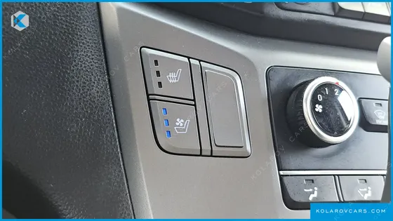 HYUNDAI STAREX VAN 3-SEATER