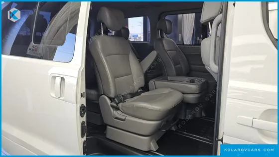 HYUNDAI STAREX WAGON 12-SEATER