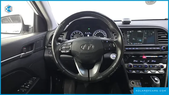 HYUNDAI ELANTRA (AVANTE) 1.6
