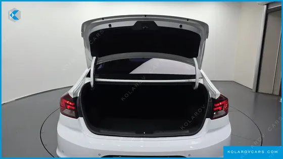 HYUNDAI ELANTRA (AVANTE) 1.6