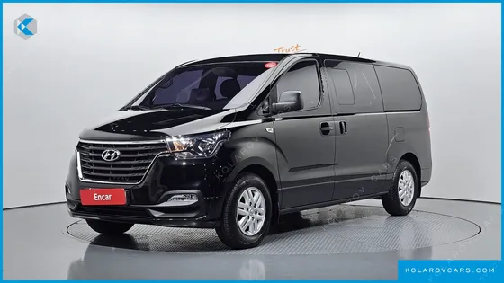 HYUNDAI STAREX VAN 5-SEATER