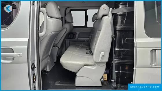 HYUNDAI STAREX VAN 5-SEATER