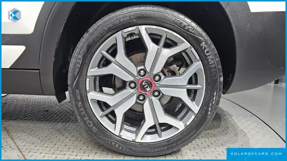 KIA SELTOS GASOLINE 1.6 TURBO 2WD
