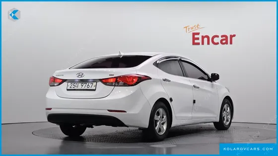 HYUNDAI ELANTRA (AVANTE) 1.6 GDI SMART