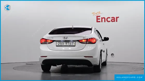 HYUNDAI ELANTRA (AVANTE) 1.6 GDI SMART