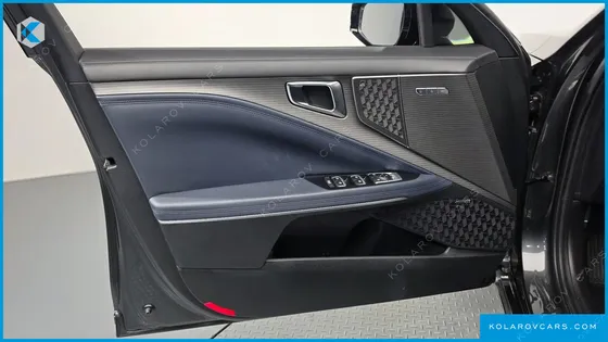 KIA K8 SIGNATURE BLACK